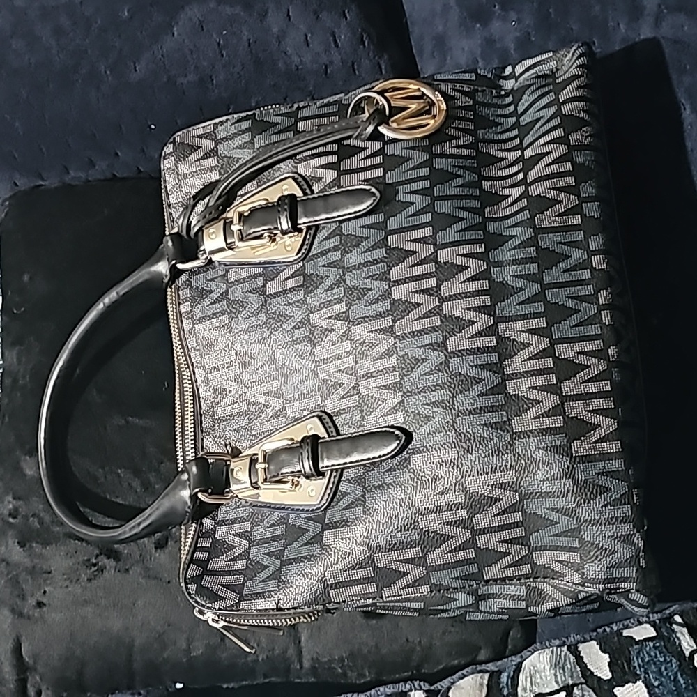Purse